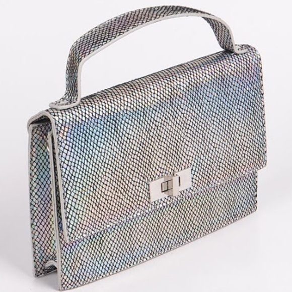 Holographic Clutch - Picture 3 of 3